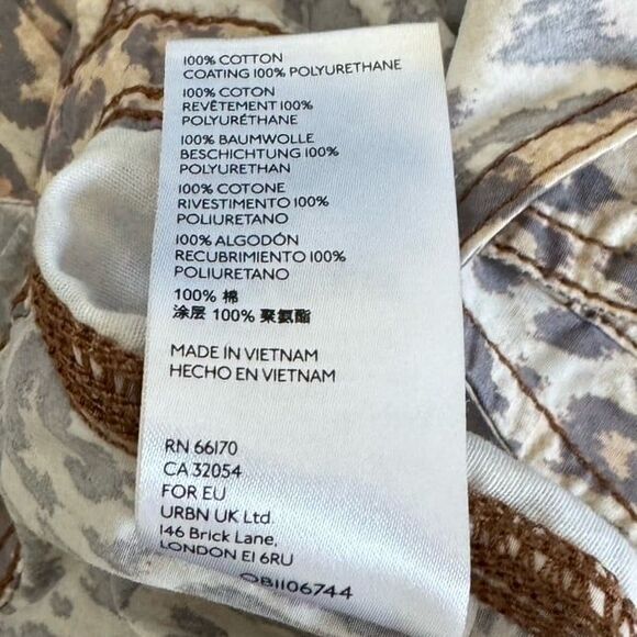 Urban Outfitters Camille Cotton Printed Overalls in Leopard Cheetah - Picture 9 of 9